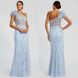 Mac Duggal 20887 Feathered One Shoulder Embroidered Applique Gown Size 4 NWT